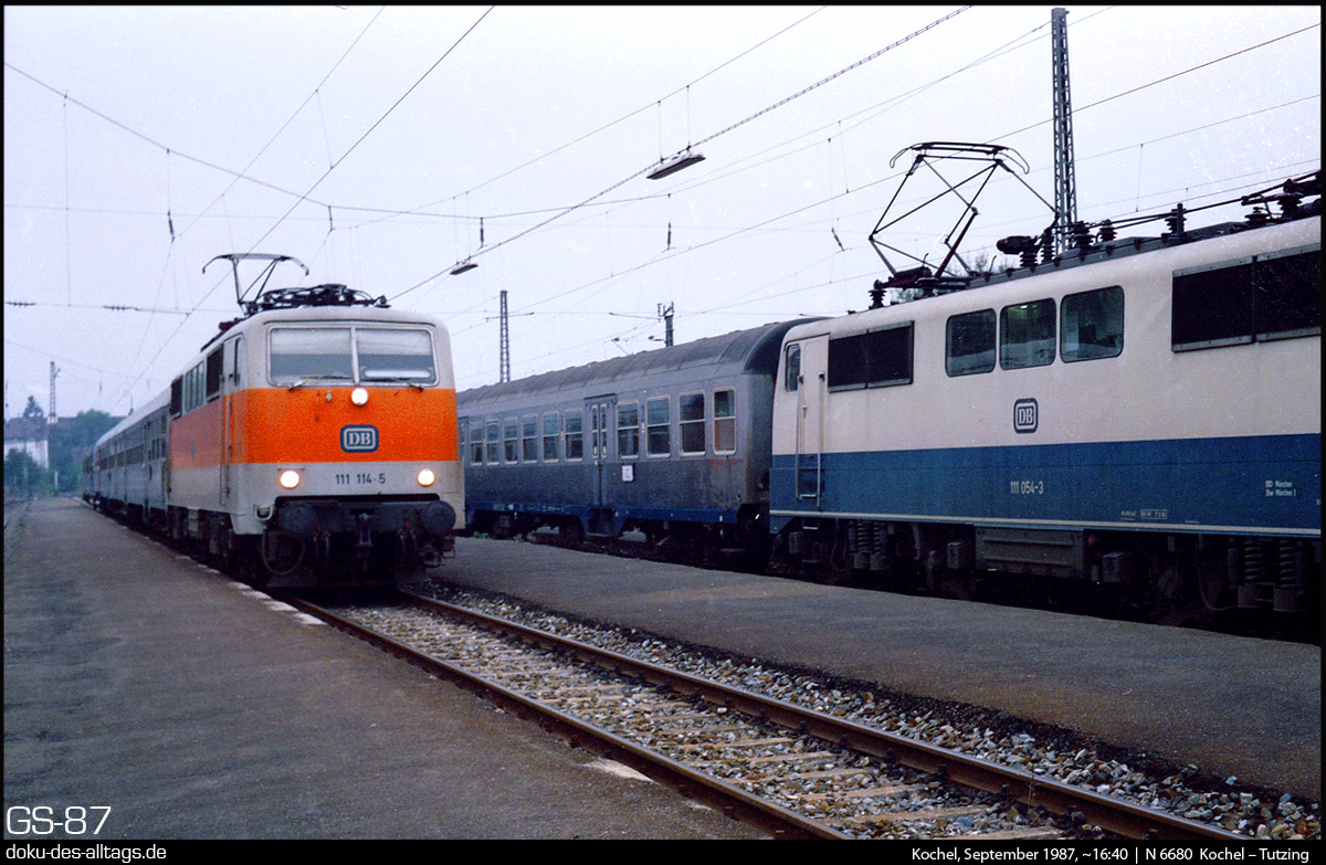 Strecken und Bahnhöfe